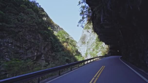 Hermosa vista del sendero Taroko, Parque Nacional Gorge, Taiwán - Metraje, vídeo