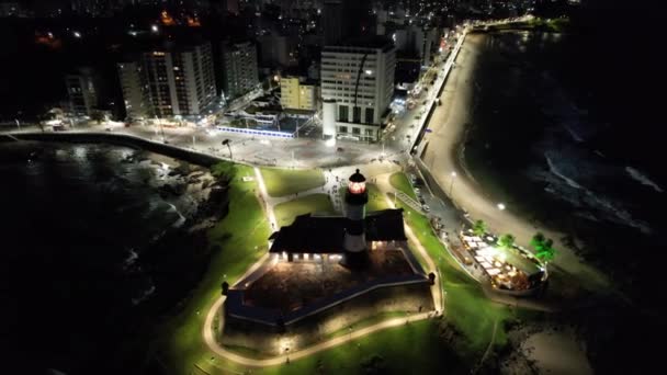 Vista aérea nocturna de la tarjeta postal turística en el centro de Salvador Bahía Brasil. Nordeste brasileño. Destino de viaje tropical. - Imágenes, Vídeo