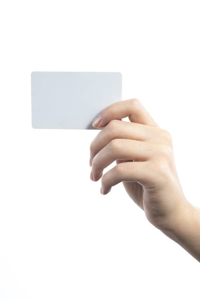 ruka držící prázdné karty s ořezovou cestou, samostatný - Fotografie, Obrázek