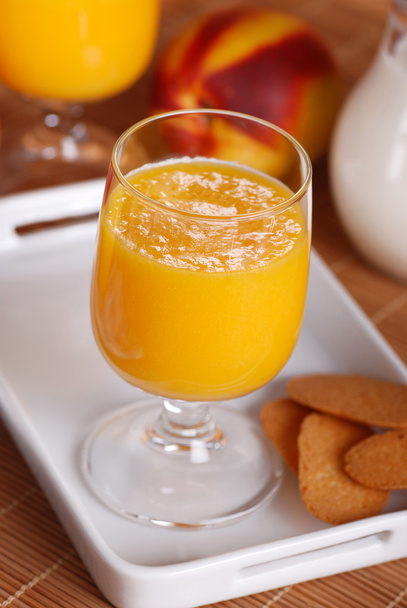 peach smoothie in the glass - Foto, Imagem