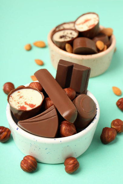 Käsite makeisia suklaa makeisia minttu tausta - Valokuva, kuva