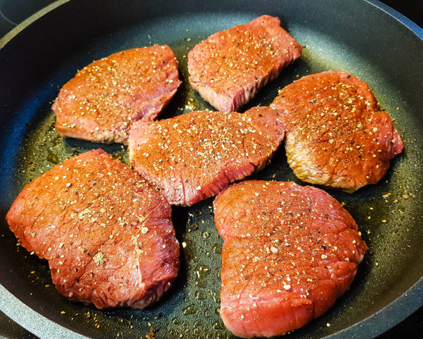 filet Steak with herbs and spices - Foto, Imagen
