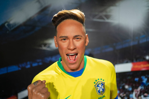 Neymar wax sculpture at Madame Tussauds Istanbul. Neymar is a Brazilian professional footballer. 2021. - Foto, afbeelding