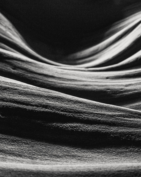 A grayscale of a natural rock formation of the astonishing Antelope Canyon - Fotoğraf, Görsel
