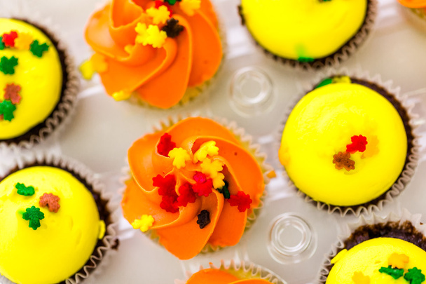 μικροσκοπικό cupcakes - Φωτογραφία, εικόνα