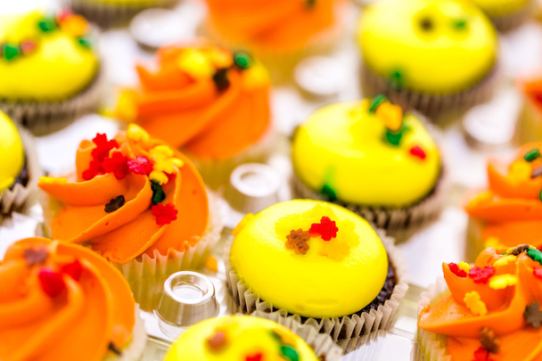 Miniature cupcakes - Фото, зображення