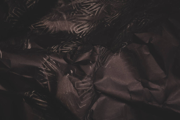 nero increspato carta accartocciata sfondo grunge texture sfondo - Foto, immagini