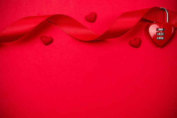 Valentine day love beautiful. Red heart, romantic gift on love red background with copy space. Valentines day decoration flatlay banner - Foto, Bild