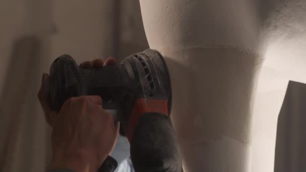 Statua sabbiatura scultori anonimi insieme - Filmati, video