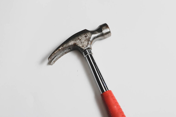 Oude vintage hamer de ambachtelijke tool voor timmerman - Foto, afbeelding