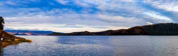 Wody jeziora Bajkał, powierzchni wody Bajkał, piękny krajobraz - Zdjęcie, obraz