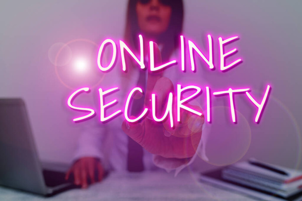 Sign displaying Online Security. Internet Concept rules to protect against attacks over the Internet Teaching New Ideas And Designs, Abstract Professor Giving Lectures - Foto, Bild