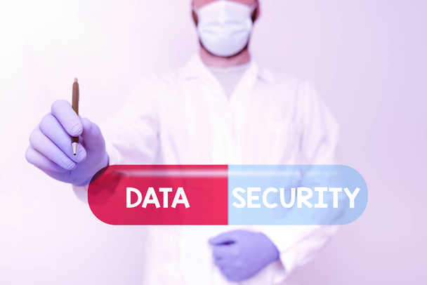 Sign displaying Data Security. Concept meaning Confidentiality Disk Encryption Backups Password Shielding Scientist Demonstrating New Technology, Doctor Giving Medical Advice - Photo, Image