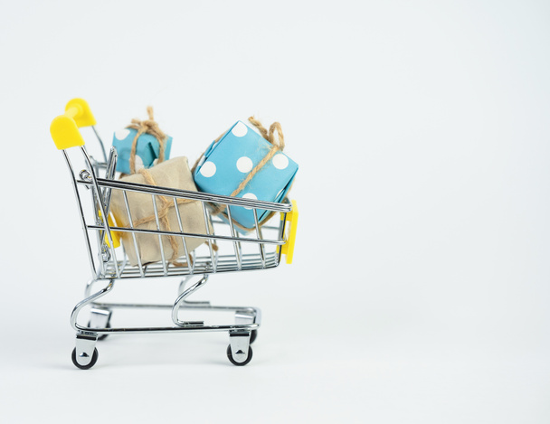 The concept of sales, discounts, online stores. Sales of products. Supermarket shopping cart with shopping. Purchasing power, delivery order. Sale of goods online. Copy Space - Foto, immagini
