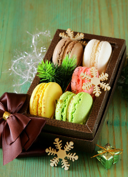 vícebarevná francouzský macaroons sladkosti vánoční dárek - Fotografie, Obrázek