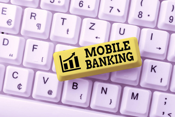 Написание отображения текста Mobile Banking. Word Win будет создавать финансовые транзакции с помощью смартфона - Фото, изображение