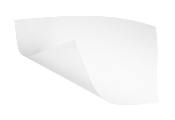 Leeres fliegendes Papierblatt auf weißem Hintergrund - Foto, Bild