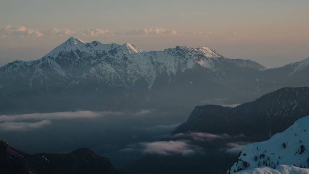 beautiful view of the mountains - Zdjęcie, obraz