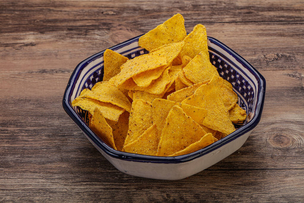 Mexican crunchy corn nachos triangle heap - Foto, Bild