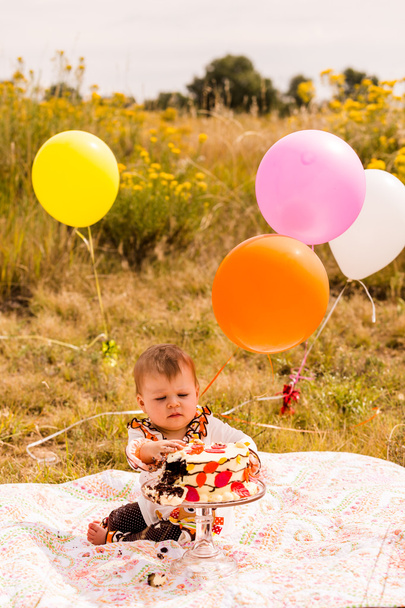 Bebê menina festa de aniversário
 - Foto, Imagem