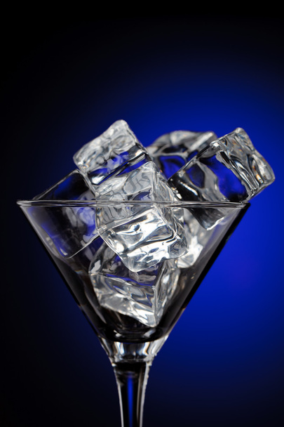 Martini glass with ice - 写真・画像