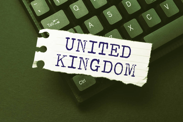 Handwriting text United Kingdom. Internet Concept Island country located off the northwestern coast of Europe Typing New Educational Textbook, Abstract Retyping Old Essay Online - Фото, зображення
