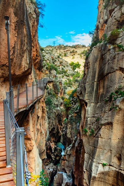 Caminito del Rey walking trail , Kings little pathway, Beautiful views of El Chorro Gorge, Ardales, Malaga, Spain. - Foto, Imagen