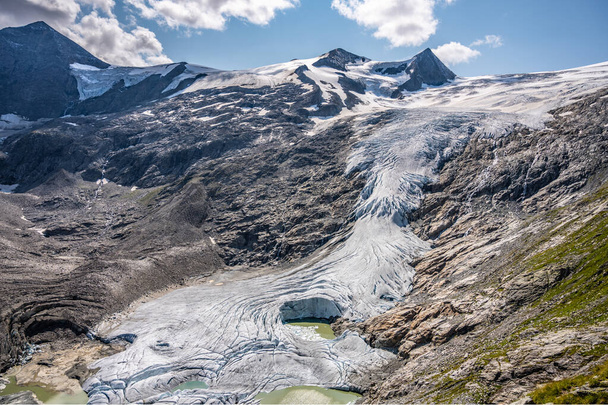 Mountain glacier in Austrian Alps - Фото, изображение