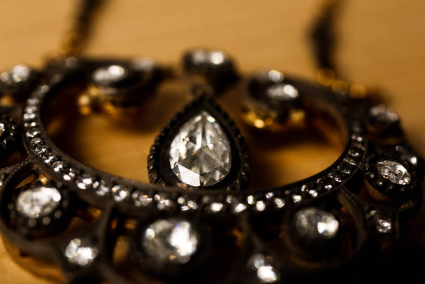 Diamantschmuck Luxus und Modeschmuck - Foto, Bild