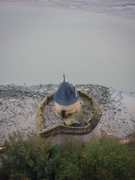 Guard tower in the mud of Mont Saint Michel, France - Photo, Image