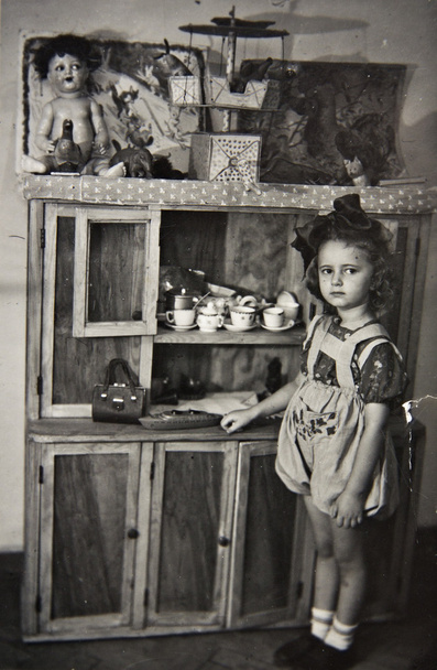 dívka s hračkami - Fotografie, Obrázek