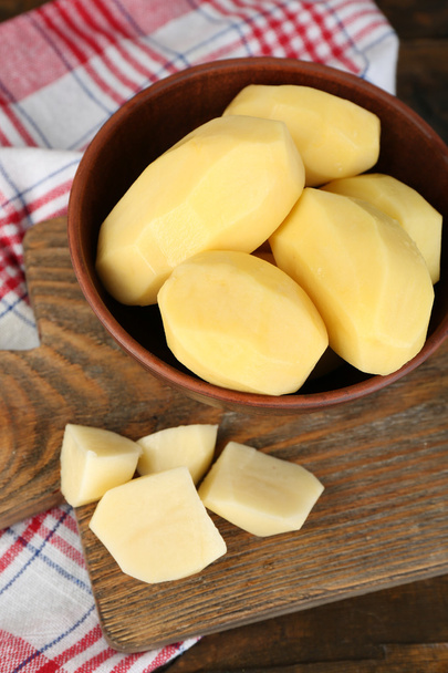 Raw peeled potatoes - Fotoğraf, Görsel