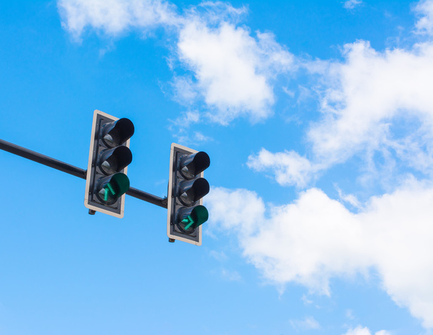image of traffic light, the green light is lit. symbolic  for going. - Foto, Imagem