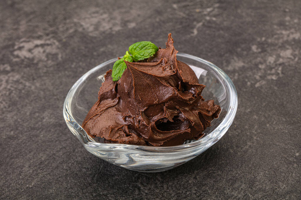 Chocolate spread with nazelnut spread - Foto, afbeelding