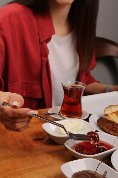 Ricca e deliziosa colazione turca
 - Foto, immagini