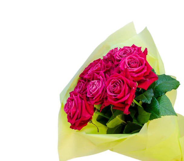 bouquet of natural cut roses isolated on white background, with empty space for insertion - Foto, Imagem