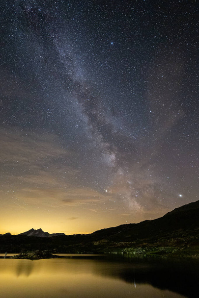 Milky τρόπο στην Ελβετία grimsel πέρασμα - Φωτογραφία, εικόνα