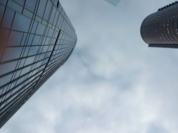 modern gebouw in de stad uitzicht - Foto, afbeelding