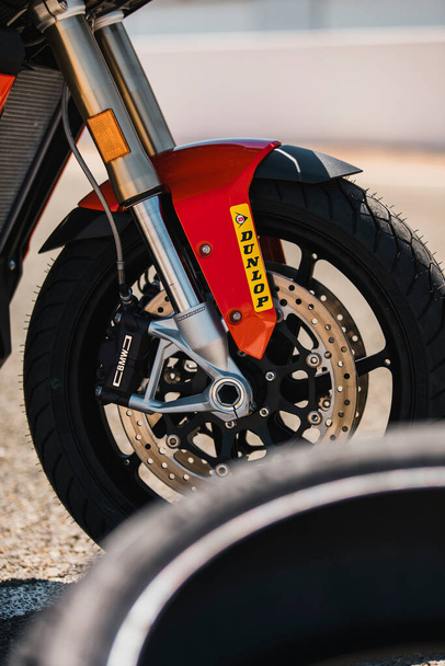 Almeria, Spain - May 4th 2021: Close up view of BMW motorbike with Dunlop sticker and tyre, during Dunlop Xperience showroom and test in Almeria, Spain. - Foto, Imagem