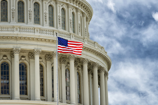 Amerikan bayrağı ile Washington dc capitol detay - Fotoğraf, Görsel