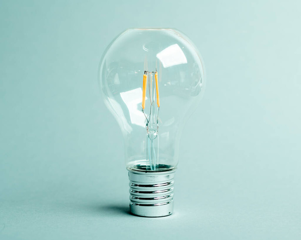 light bulb on a white background - Foto, Bild