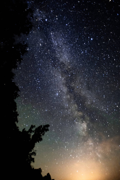 milky way galaxy in the night sky - Фото, изображение