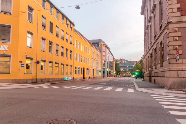 Oslo, Norway - September 24, 2021: Empty Strandgata street in the morning in Oslo. - Fotografie, Obrázek