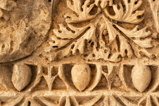 トルコの古代都市ミラの建物の遺跡に古代の風化石カット救済 - 写真・画像