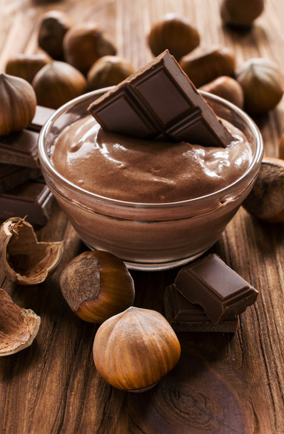 nut butter , hazelnut and chocolate  - Φωτογραφία, εικόνα