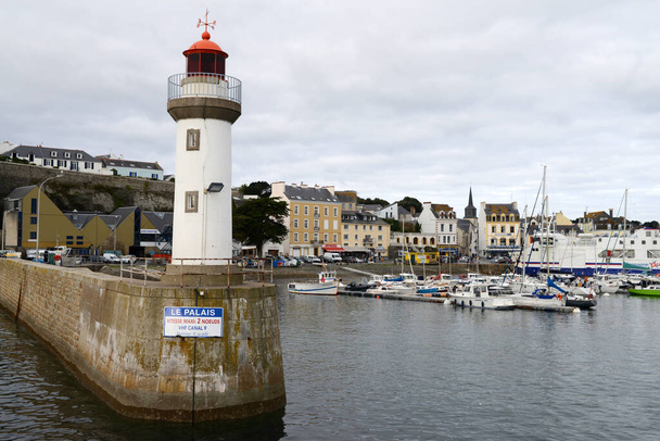 Poulains lighthouse in Belle-ile-en-Mer - 写真・画像