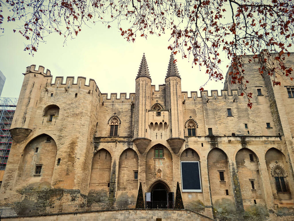 Palast der Päpste in Avignon, Frankreich - Foto, Bild