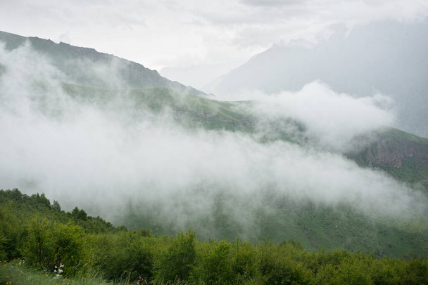 Peaks and slopes of the Caucasus Mountains in Georgia - Foto, immagini