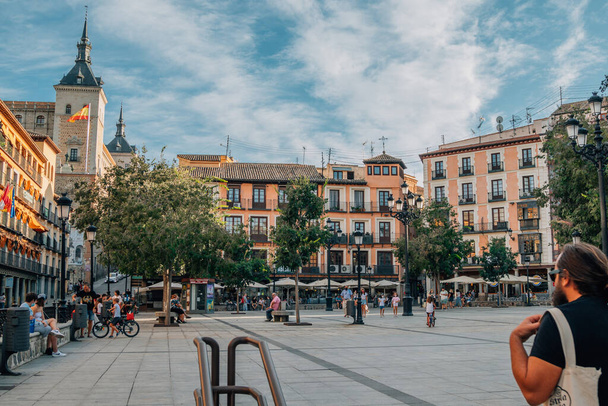 Landschaft und Detail der Architektur des Plaza Mayor in Toledo, Spanien - Foto, Bild