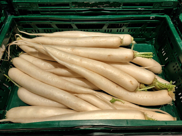 Daikon radish - food, vegetable - Fotografie, Obrázek